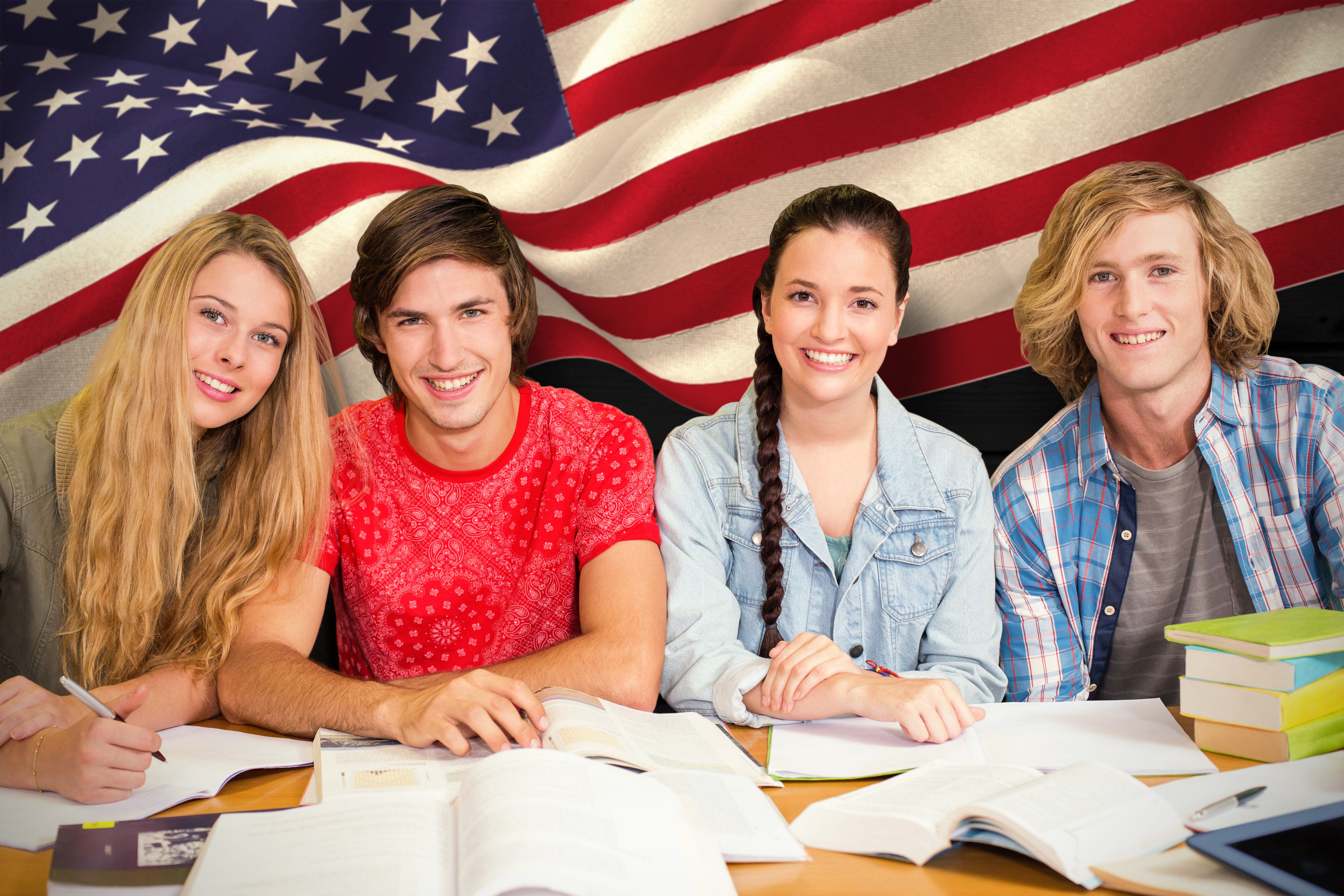 Cтуденты в США, где они могут оформить визу