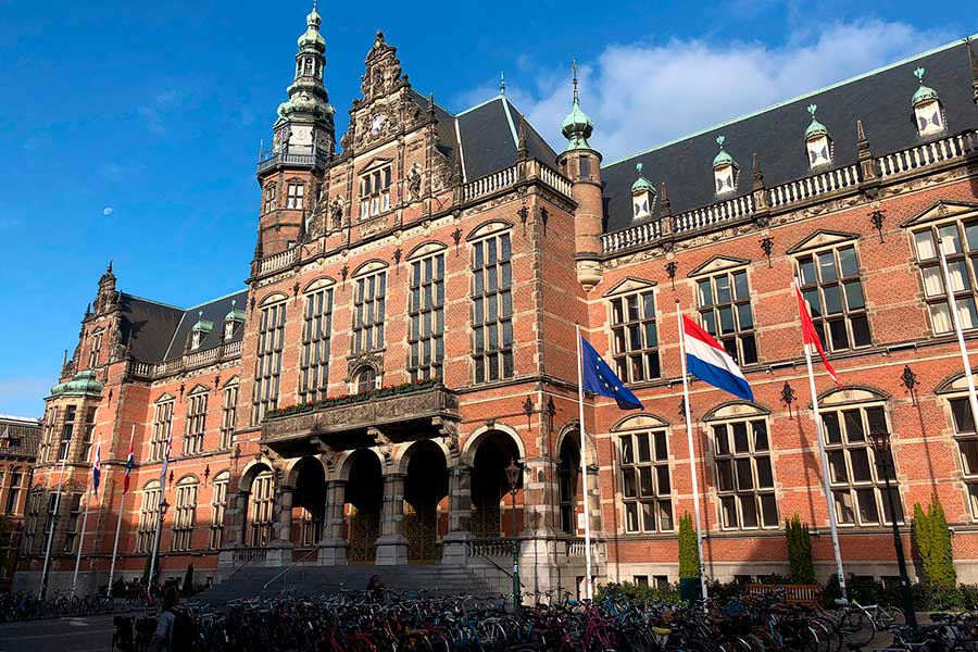 Университет Гронингена в Нидерландах, где есть возможность обучаться для иностранцев